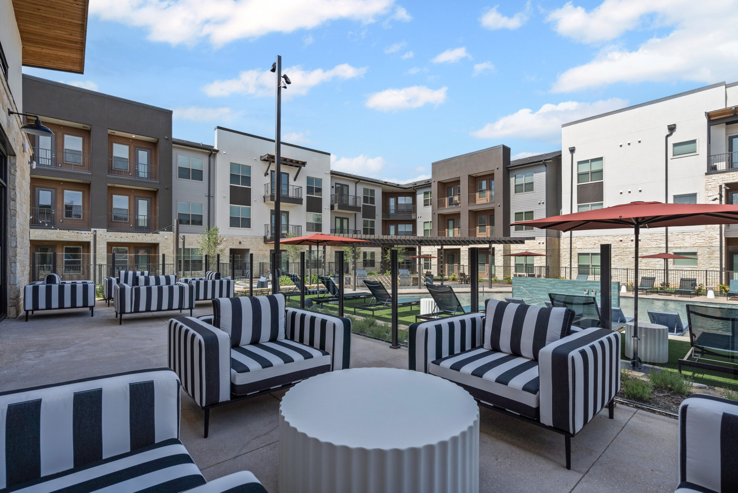 Lakesound | One, Two & Three Bedroom Apartments In Hickory Creek, TX